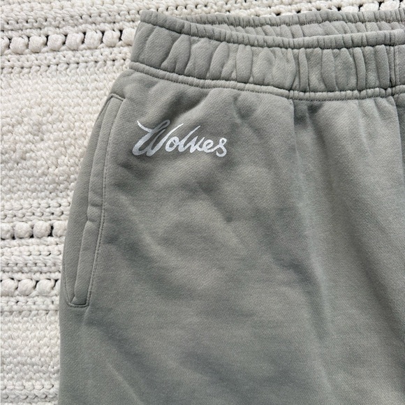 Darc Sport "Tale of Two Wolves" TAN limited edition cargo sweatpants - Picture 8 of 14
